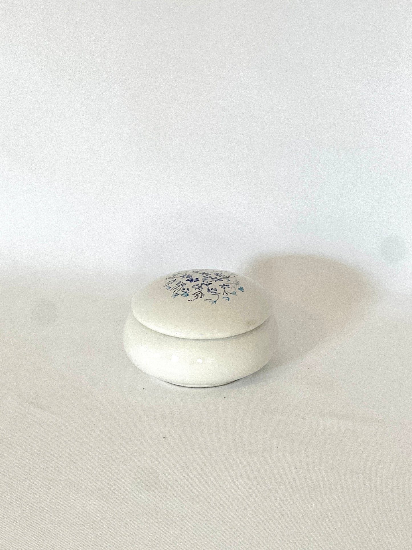 Deruta Italian Hand-Painted Ceramic Dish